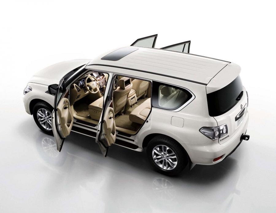  Nissan Patrol 2010 года  (фото 20 из 118)